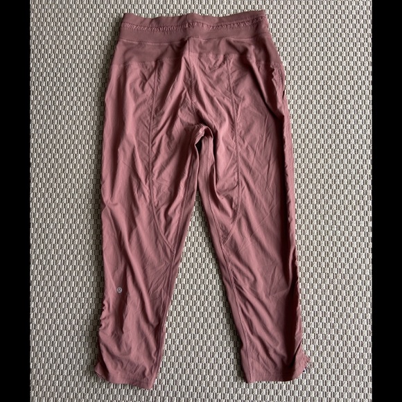 Lululemon pants - Picture 2 of 4